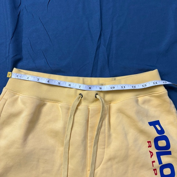 Polo Ralph Lauren Sport USA Yellow Shorts Mens Size Small - Picture 2 of 9